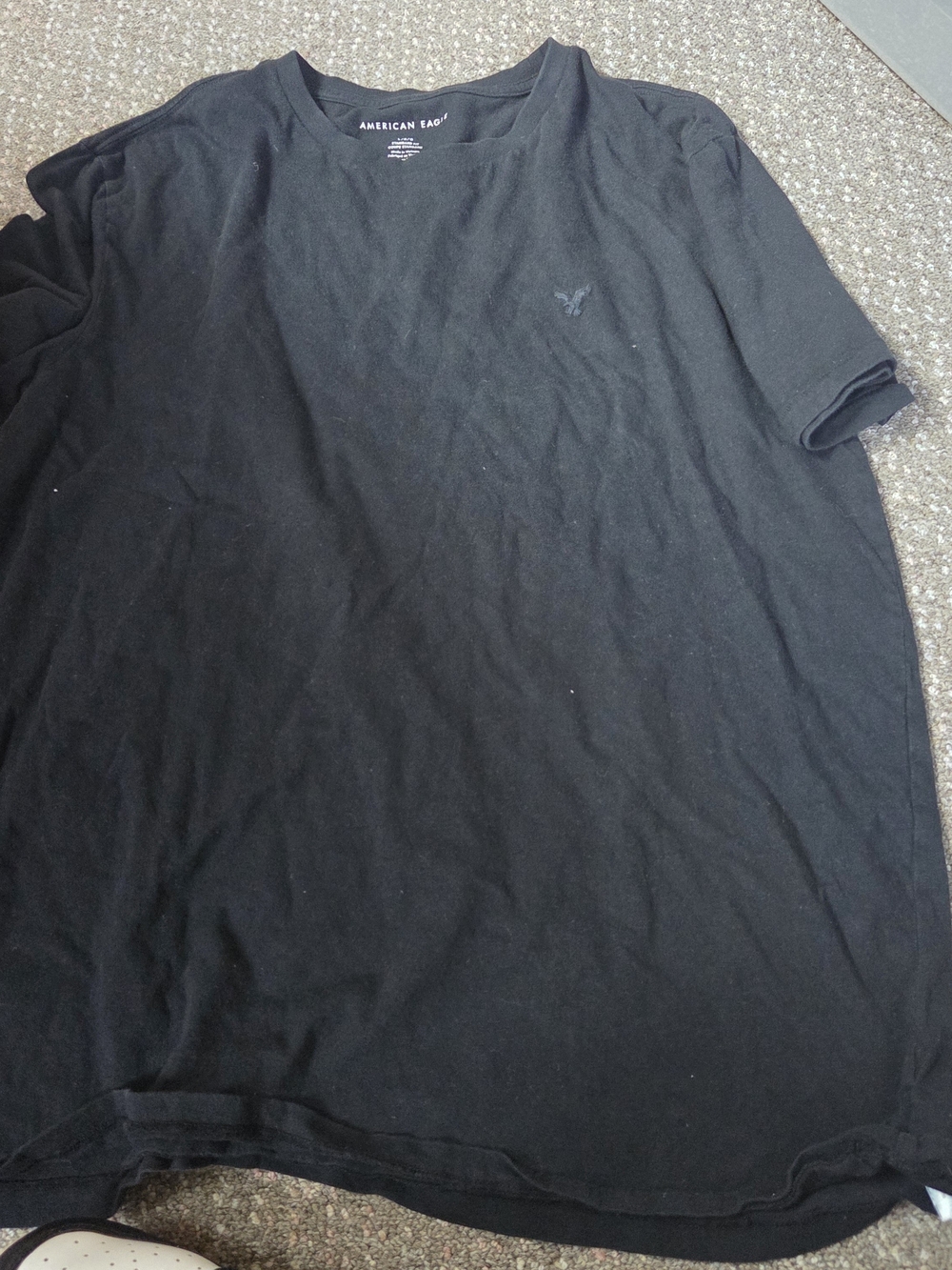 American Eagle Outfitters Black Short Sleeve Crew Tee